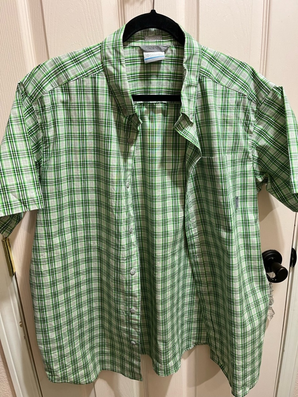 Columbia Green and White Plaid Short-Sleeve Button-Down Shirt